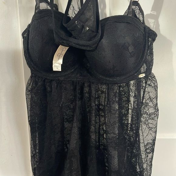 Jessica Simpson 2 piece black lingerie - Picture 1 of 5